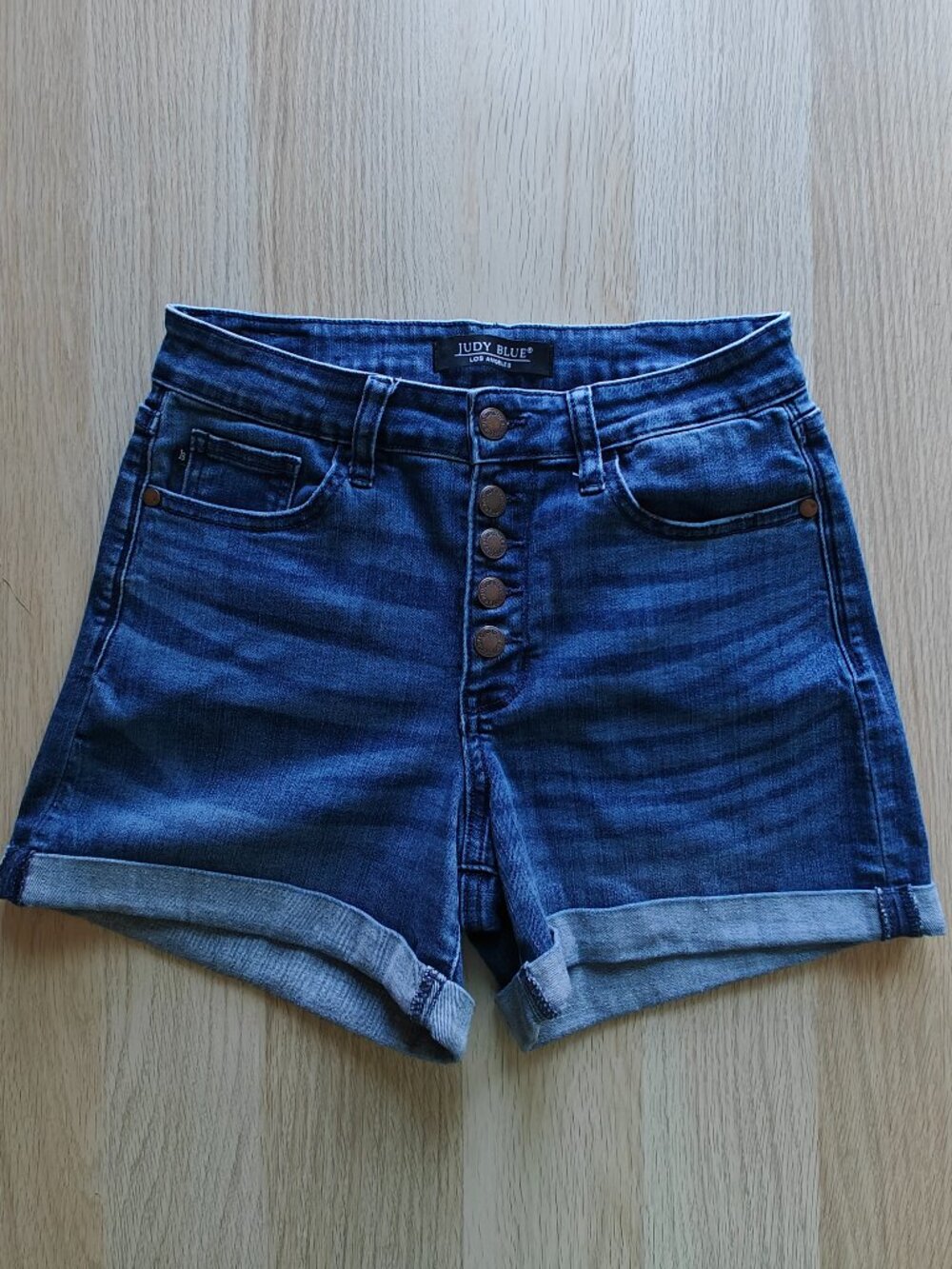JUDY BLUE HIGH-WAISTED DENIM SHORTS (SIZE 27)